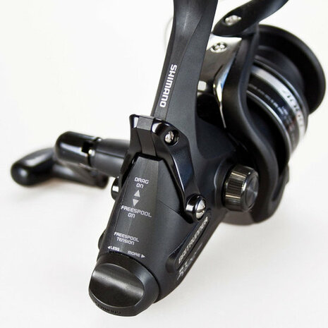 Met vrijloop Baitrunner ST FB - Shimano