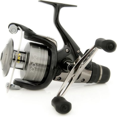 Met vrijloop Baitrunner XT 10000 RB - Shimano