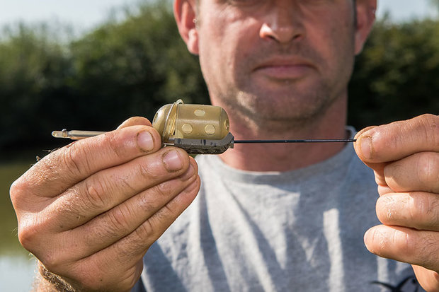 Matrix - Voederkorven Maggot Feeder - Matrix