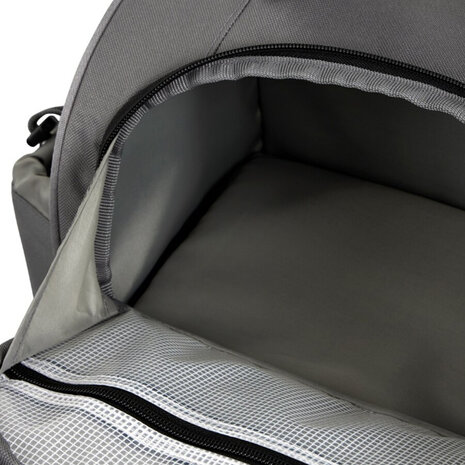 Shimano - Predator Medium Back Pack &amp; Tackle Box - Shimano