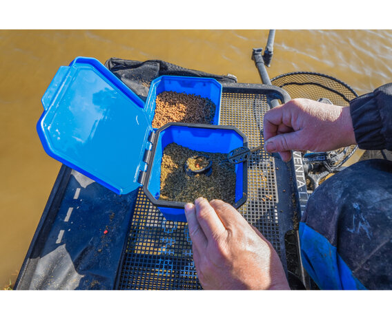 Preston - 3 Pint Flip Lid Bait Tub - Preston