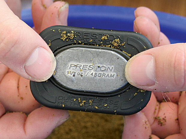 Preston - Methodfeeder Elasticated Flat Method Feeder - Preston