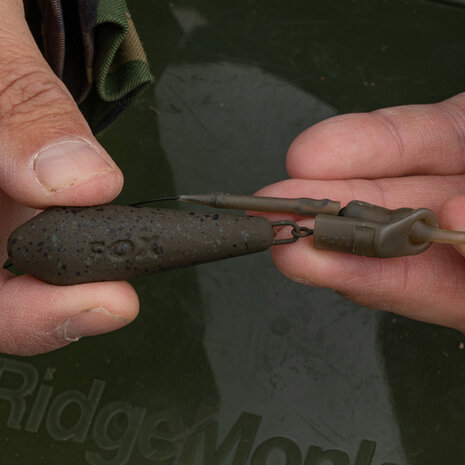 Fox Carp - Edges Camo Angled Drop Off Run Rig Kit - Fox Carp