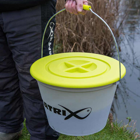  Matrix - 17L Groundbait Bucket &amp; Lid - Matrix