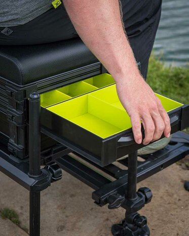 Matrix - F25 Pro Seatbox / Black Edition - Matrix