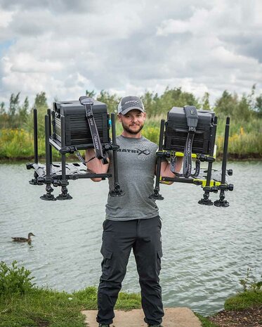 Matrix - F25 Pro Seatbox / Black Edition - Matrix