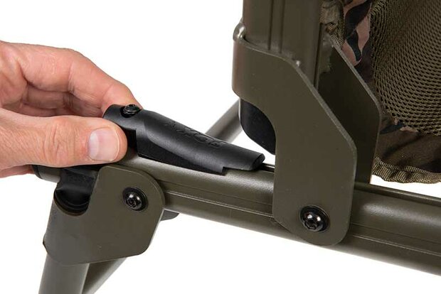 Duralite Recliner XL Arm Chair - Fox Carp