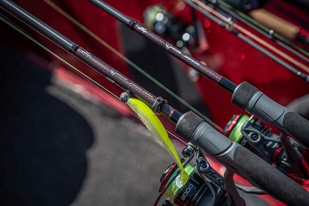 arrior Zander Jigger 240cm / 10-30gr - Fox Rage
