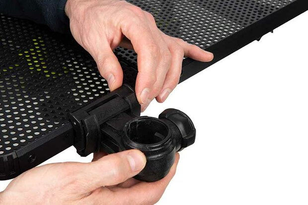 Folding Side Tray Clamp - Matrix