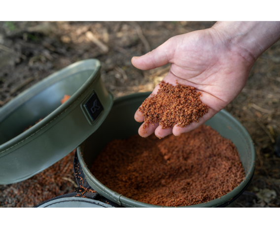 Korum - EVA Solid Groundbait Bowl &amp; Riddle