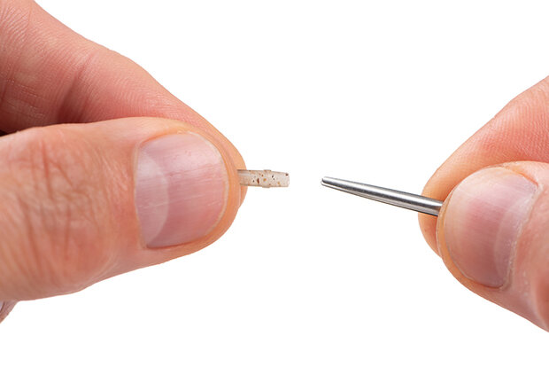 Edges Tubing Threader / Orange - Fox Carp