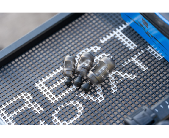 Carp Maggot Feeder - Preston