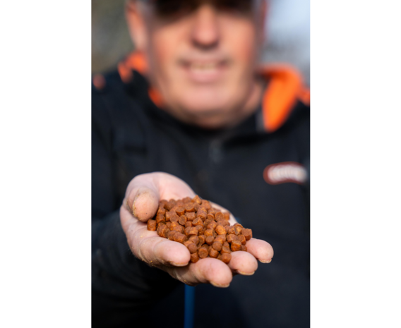 Mega Carp Feed Pellets / 1kg - Sonubaits