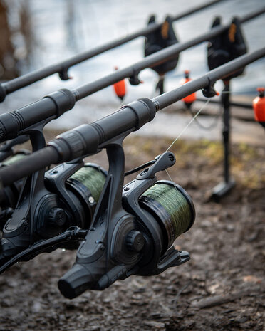 Fox Carp - EOS 12k FS Reel - Fox Carp