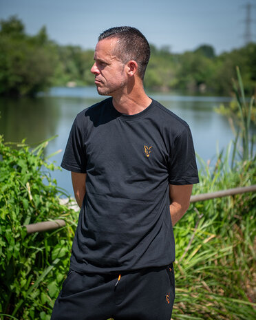 Fox Carp - Classic T-Shirt / Black &amp; Orange - Fox Carp