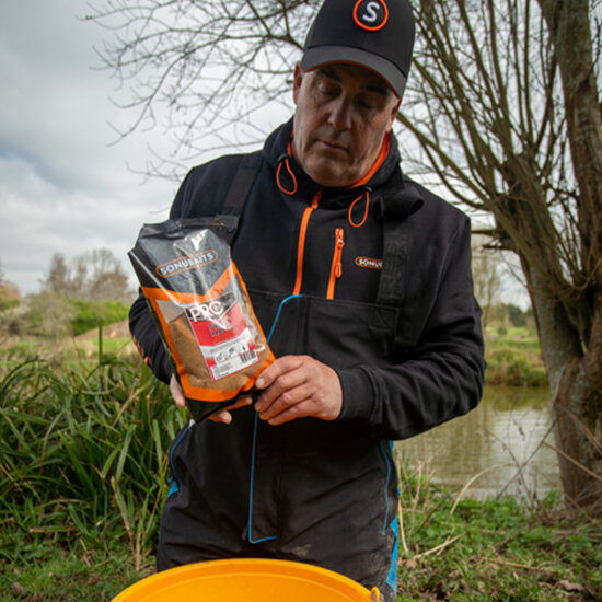 Sonubaits - Groundbait PRO Sweet Maple Fishmeal / 900gr - Sonubaits